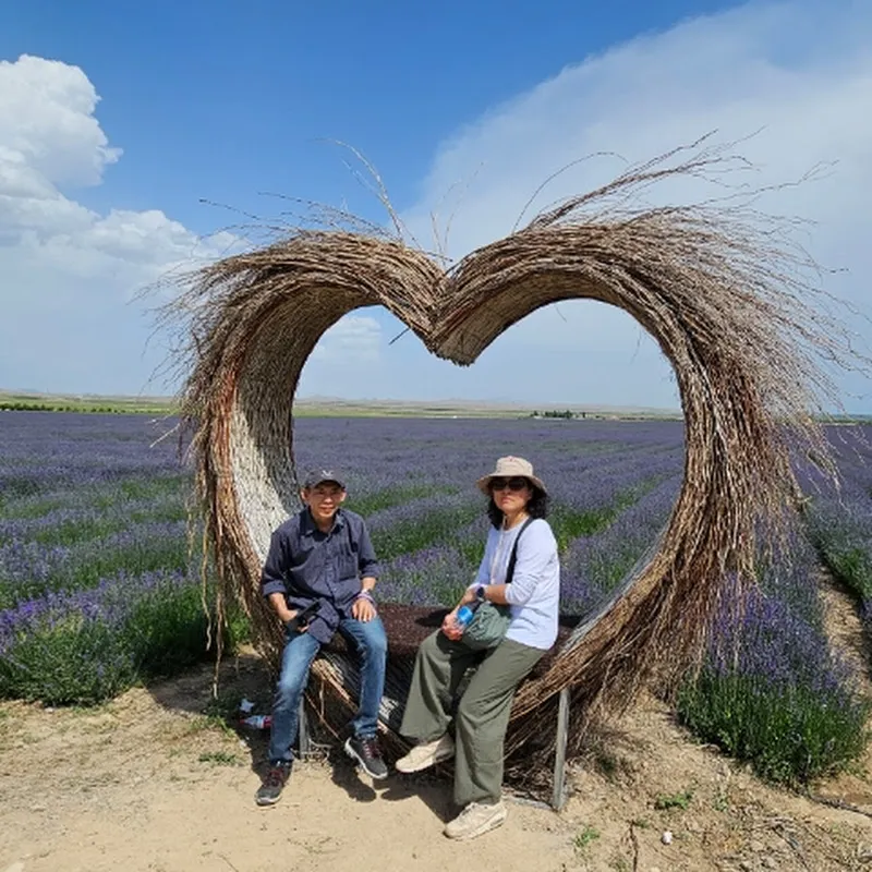 뚜행 Ttuheng – Travel & Music